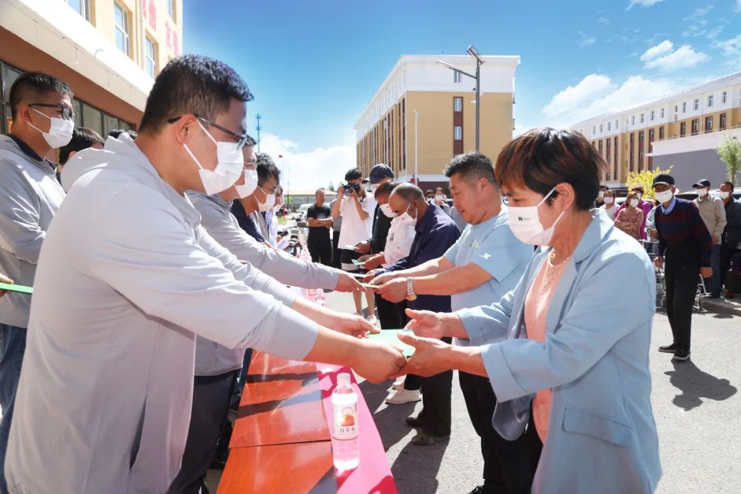 1657421038580369.jpg 2.jpg