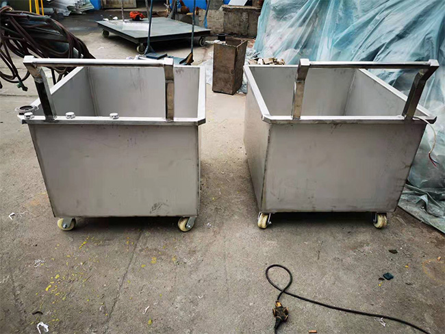 污水處理設備廠(chǎng)家柵渣小車(chē)